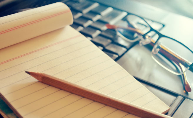 ノートとメガネ